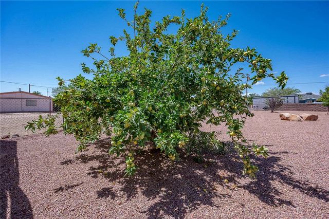 4100 N Skylark Road, Kingman, AZ 86409