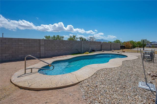 4100 N Skylark Road, Kingman, AZ 86409