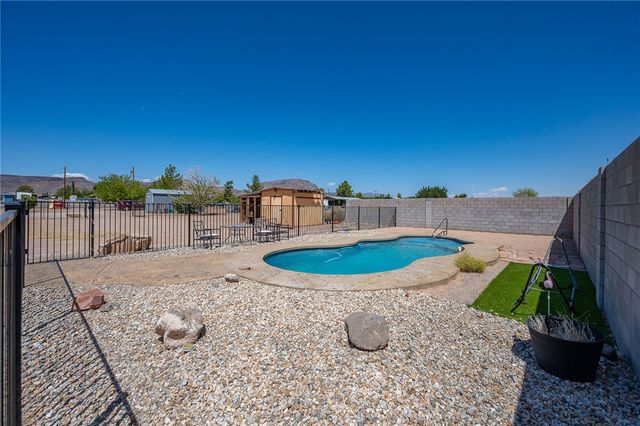 4100 N Skylark Road, Kingman, AZ 86409