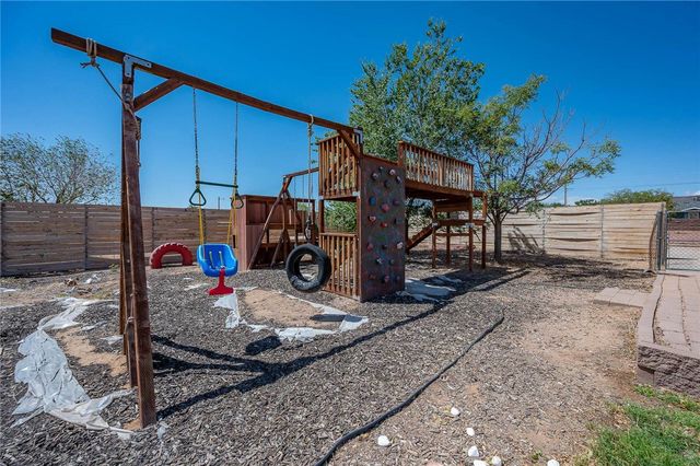 4100 N Skylark Road, Kingman, AZ 86409