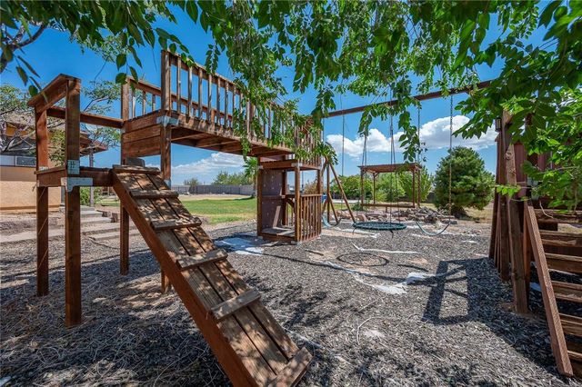 4100 N Skylark Road, Kingman, AZ 86409