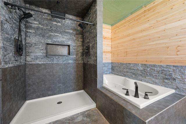 4100 N Skylark Road, Kingman, AZ 86409