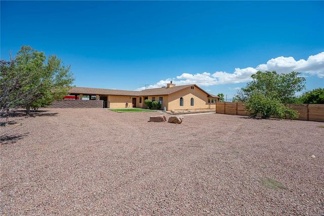4100 N Skylark Road, Kingman, AZ 86409
