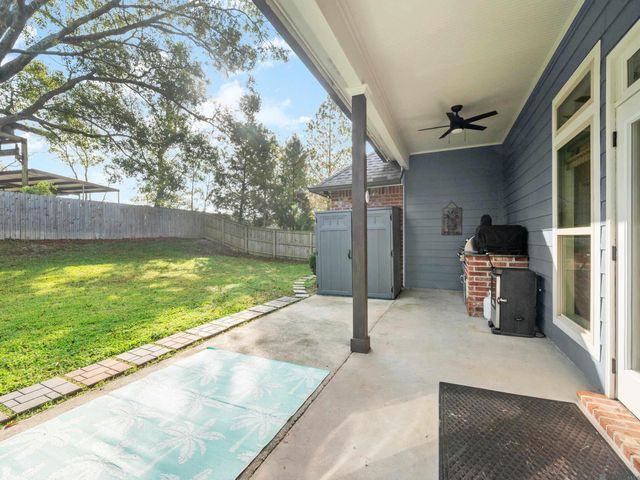 19910 Stone Hill Dr, Denham Springs, LA 70726