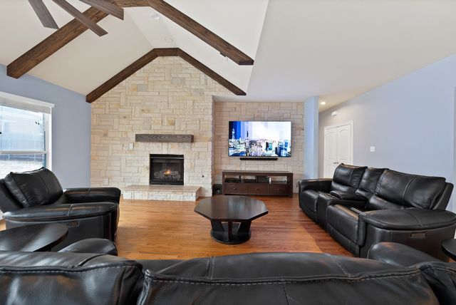 6959 Seabreeze Drive, Grand Prairie, TX 75054