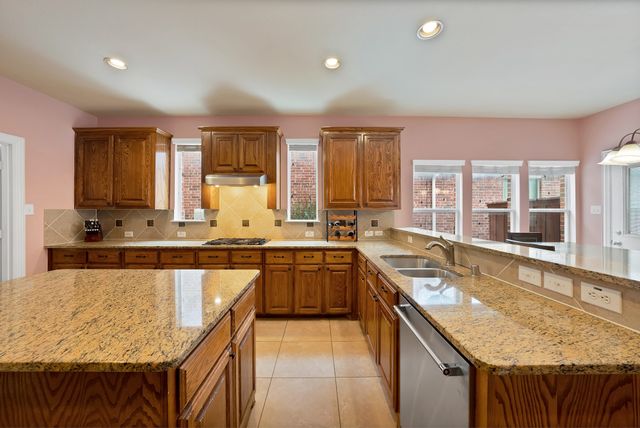 6959 Seabreeze Drive, Grand Prairie, TX 75054