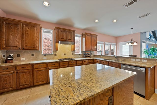 6959 Seabreeze Drive, Grand Prairie, TX 75054