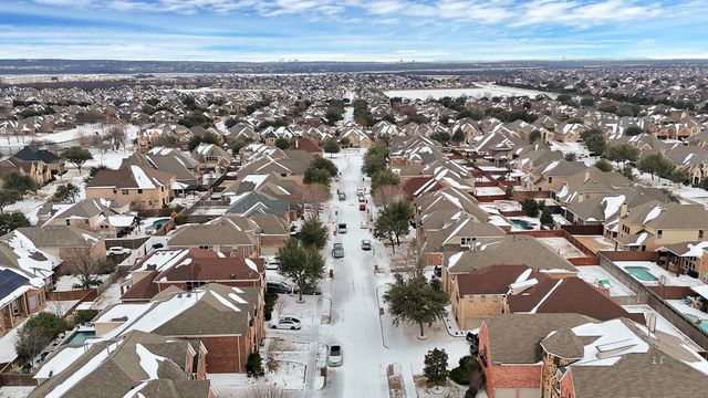 6959 Seabreeze Drive, Grand Prairie, TX 75054