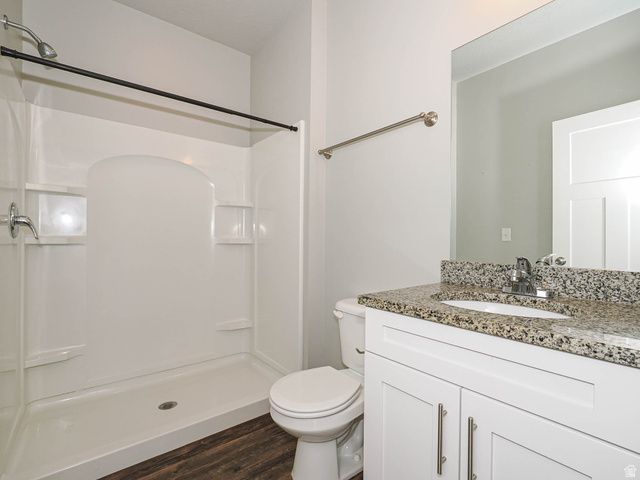 702 E 380 N, Vineyard, UT 84058