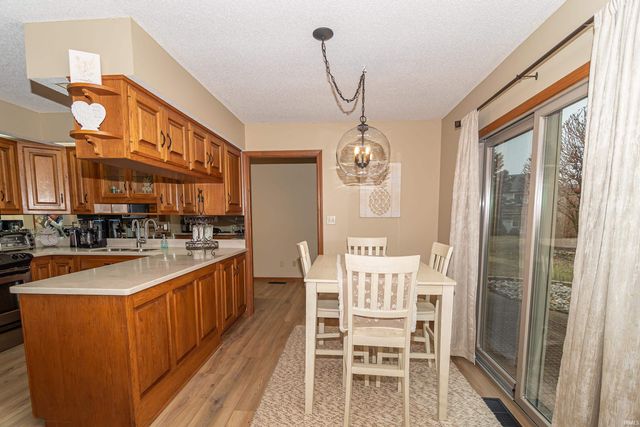 6409 Margot Way, Fort Wayne, IN 46835