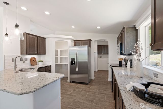 160 E Spruce Street, Union, WA 98592