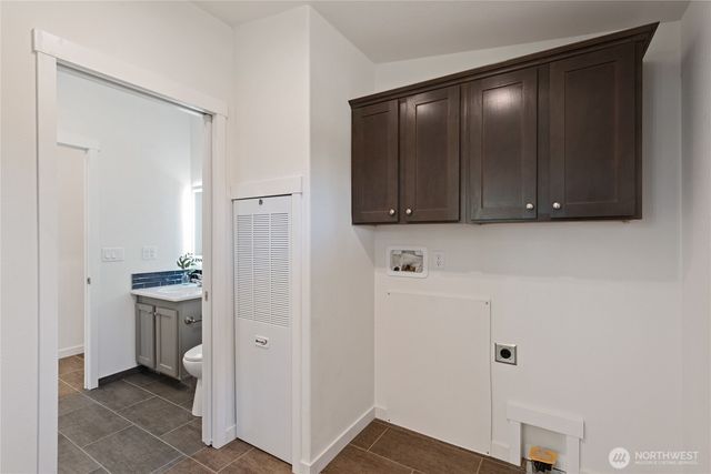 160 E Spruce Street, Union, WA 98592