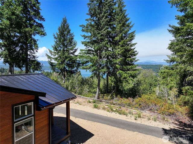 160 E Spruce Street, Union, WA 98592