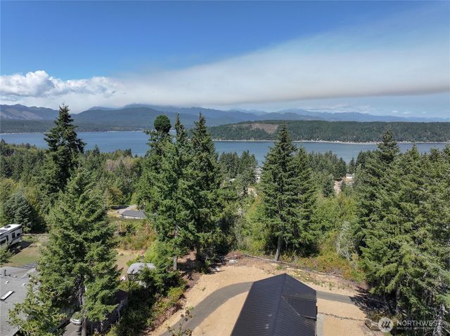 160 E Spruce Street, Union, WA 98592