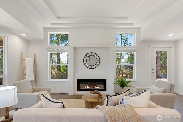 160 E Spruce Street, Union, WA 98592