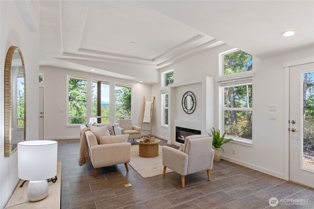 160 E Spruce Street, Union, WA 98592