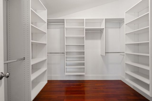 39 Oak St 39B, Somerville, MA 02143