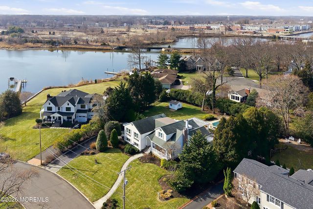 20 Rivers Edge Drive, Little Silver, NJ 07739