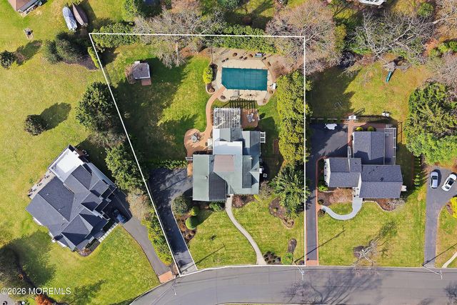 20 Rivers Edge Drive, Little Silver, NJ 07739