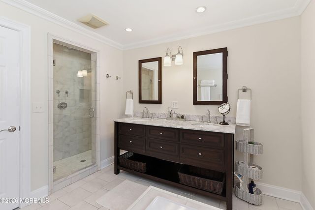 20 Rivers Edge Drive, Little Silver, NJ 07739