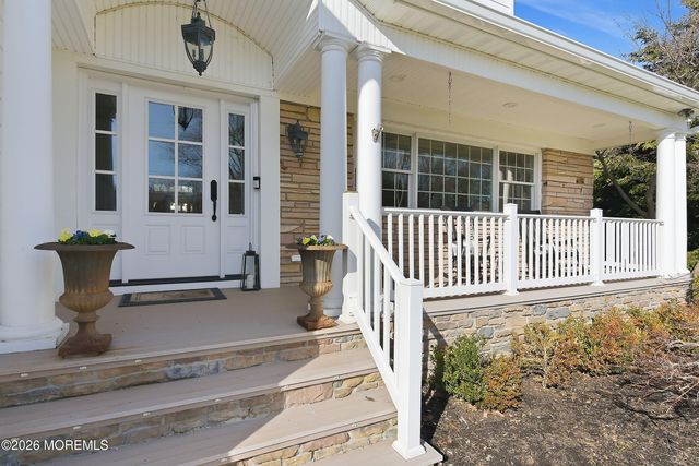 20 Rivers Edge Drive, Little Silver, NJ 07739