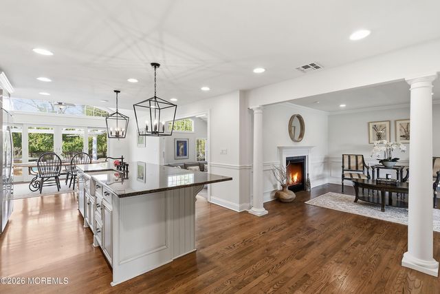 20 Rivers Edge Drive, Little Silver, NJ 07739