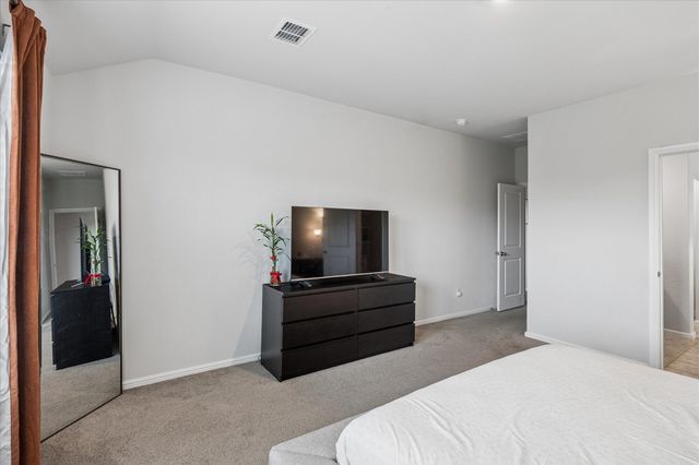 5913 Silverjack Trail, Denton, TX 76226