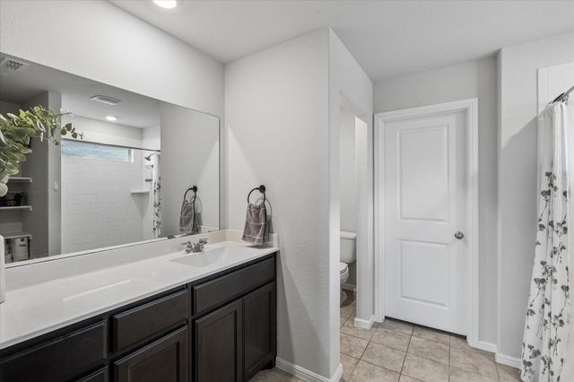 5913 Silverjack Trail, Denton, TX 76226