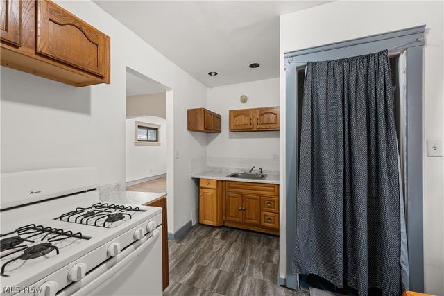 3941 W 22nd Street, Cleveland, OH 44109