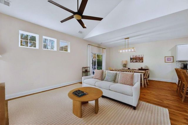 2568 Kingsfield Street, Mount Pleasant, SC 29466