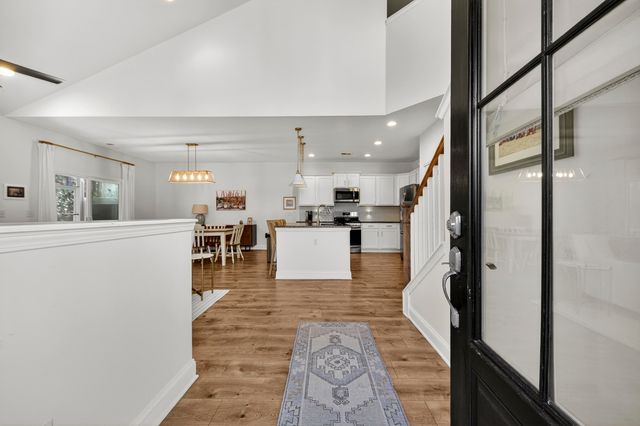 2568 Kingsfield Street, Mount Pleasant, SC 29466