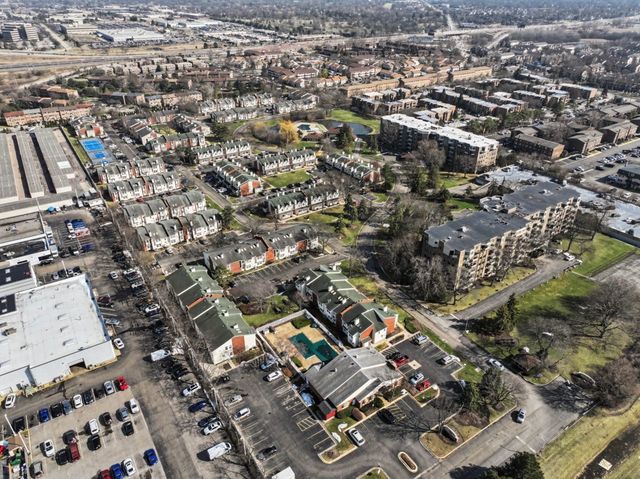 1203 WYNDHAM Court 105, Palatine, IL 60074