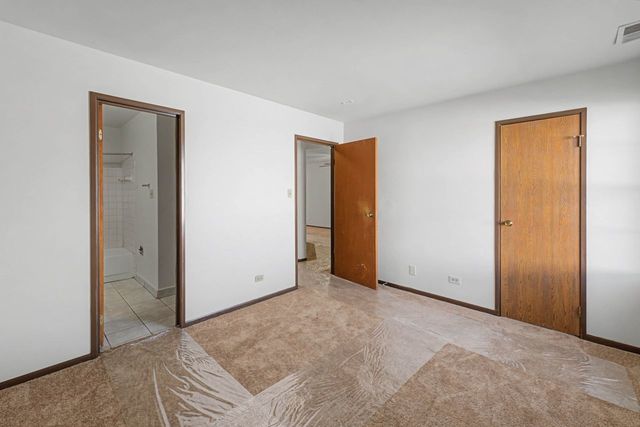 1203 WYNDHAM Court 105, Palatine, IL 60074