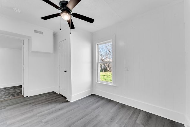 2009 N Park Avenue, Springfield, MO 65803