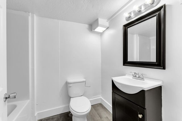 2009 N Park Avenue, Springfield, MO 65803