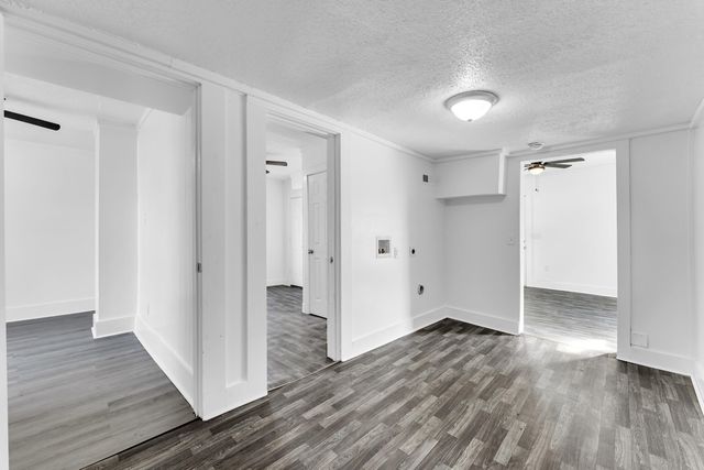 2009 N Park Avenue, Springfield, MO 65803