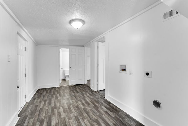 2009 N Park Avenue, Springfield, MO 65803