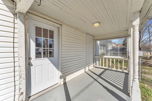 2009 N Park Avenue, Springfield, MO 65803