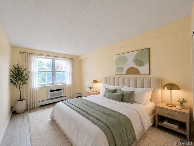 221 Beach 80th Street 3D, Rockaway Beach, NY 11693