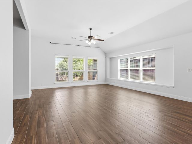 8113 Spitfire Trail, Aubrey, TX 76227