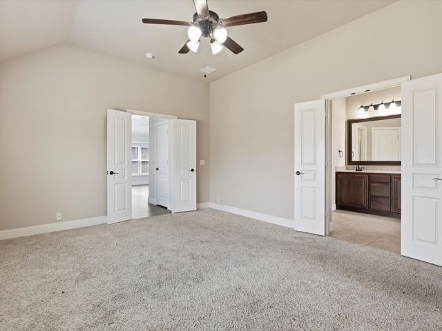 8113 Spitfire Trail, Aubrey, TX 76227