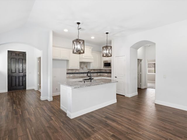 8113 Spitfire Trail, Aubrey, TX 76227