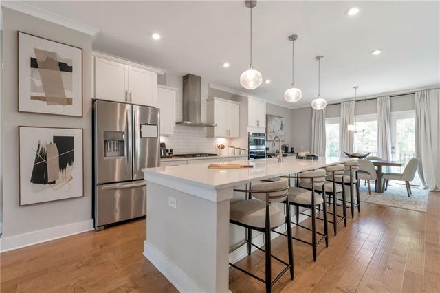 564 Ember Lane NW, Atlanta, GA 30318