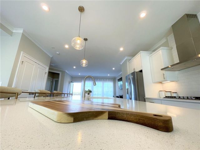 564 Ember Lane NW, Atlanta, GA 30318