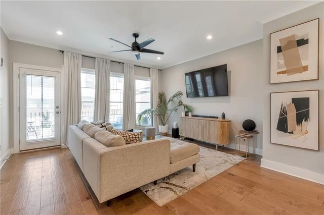564 Ember Lane NW, Atlanta, GA 30318