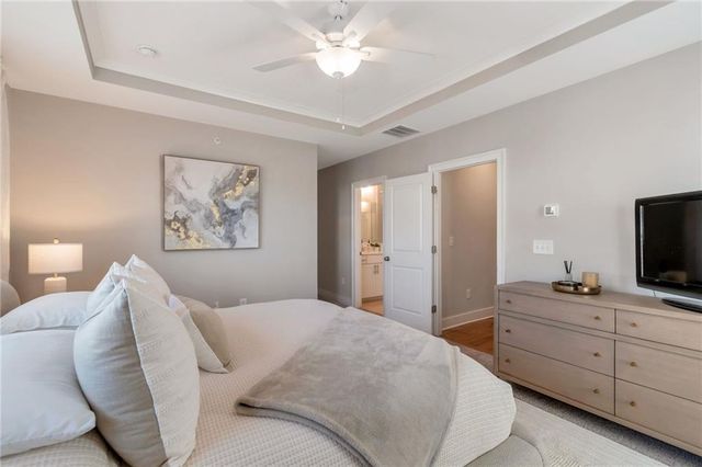 564 Ember Lane NW, Atlanta, GA 30318