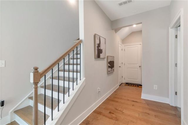 564 Ember Lane NW, Atlanta, GA 30318