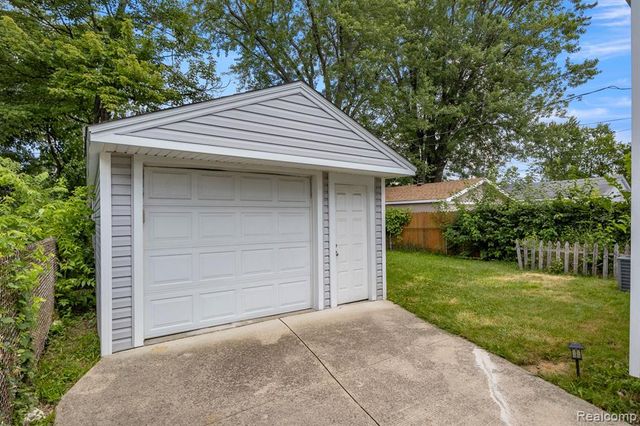 29014 Block Street, Garden City, MI 48135