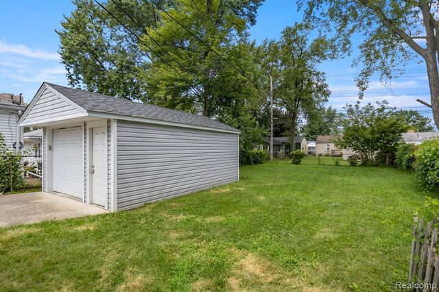 29014 Block Street, Garden City, MI 48135