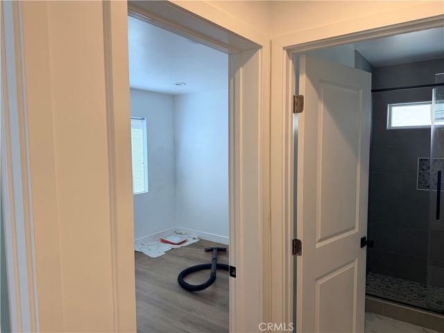 988 Valencia 6, Costa Mesa, CA 92626
